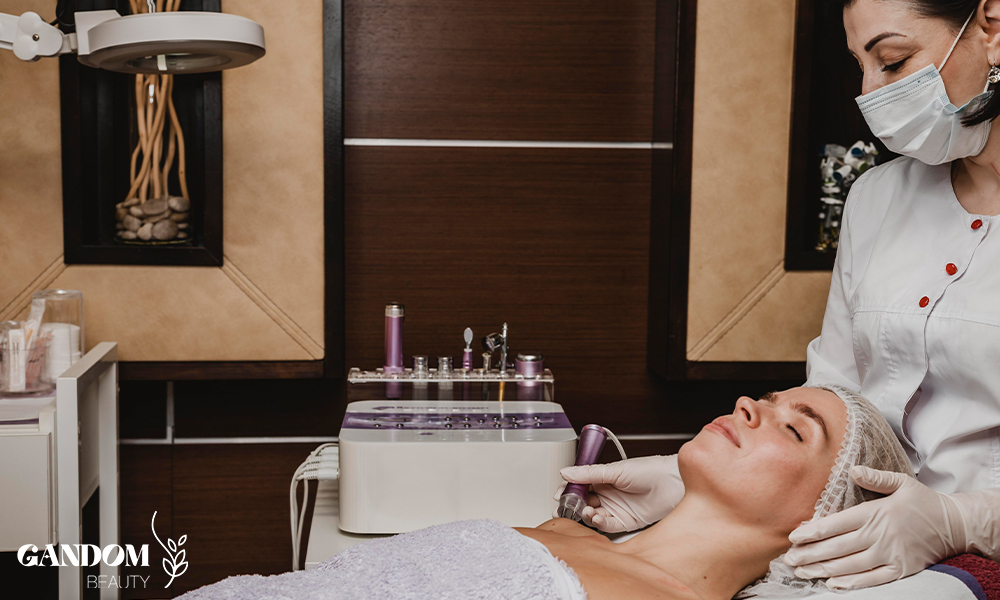 چطور تجهیزات کلینیک زیبایی را انتخاب کنیم؟